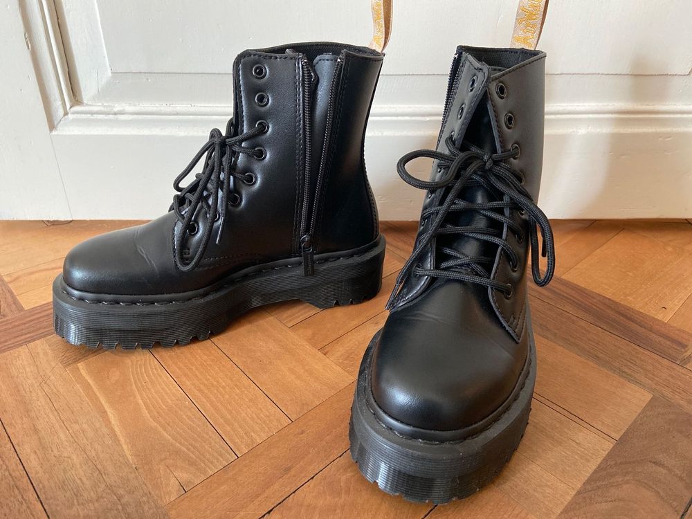 Dr martens cheap plateau 38