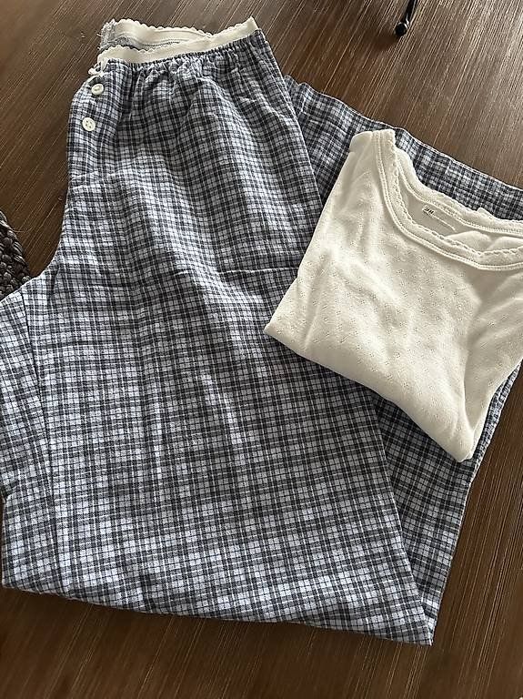 Negligees & Pigiami: Pyjama 2Teiler oder Hausanzug von H&M Neu – Nuovo (secondo la descrizione) da Beringen venduto da Sternli650