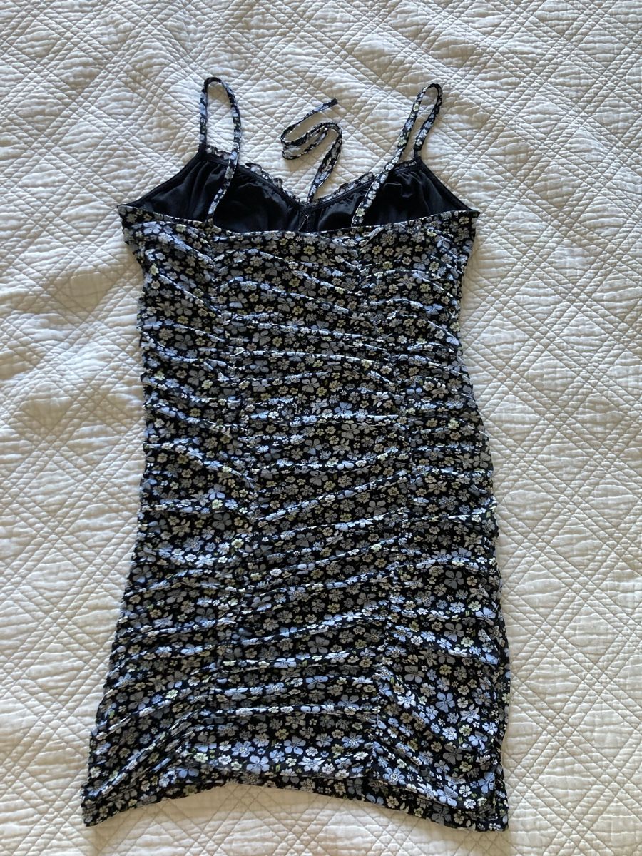 H&M Vestiti: Robe d’été – Usato da Lausanne venduto da shabnam.t 2