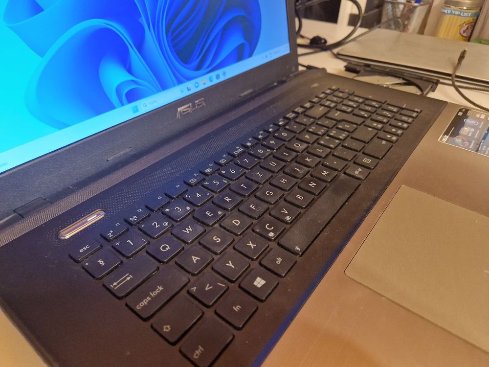 Asus K75V Laptop | Win 11 8