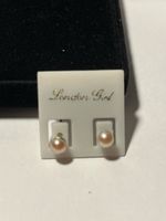 Small rose pearl earrings