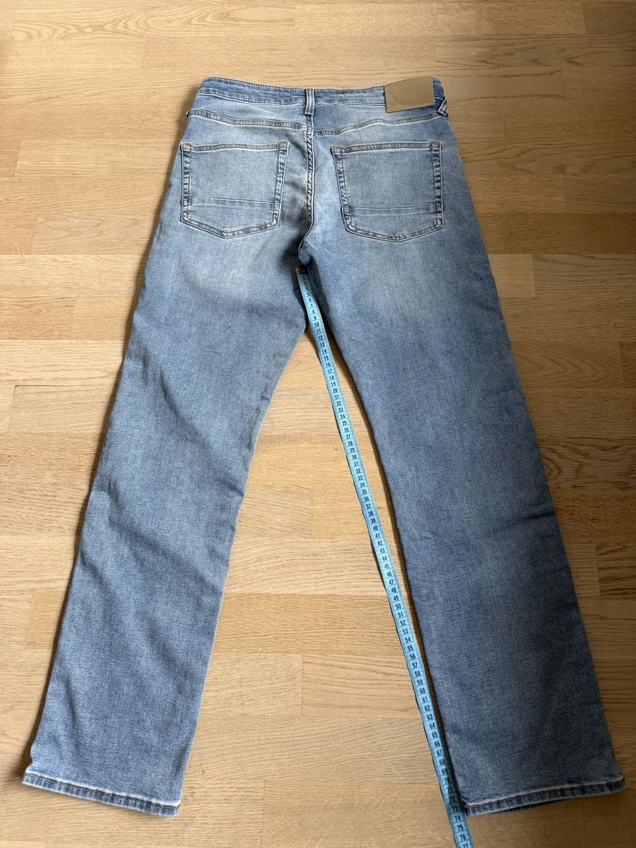C&A Jeans: C&A Herren Jeans, W30 L30, hellblau – Usato da Rubigen venduto da Elmacino 1
