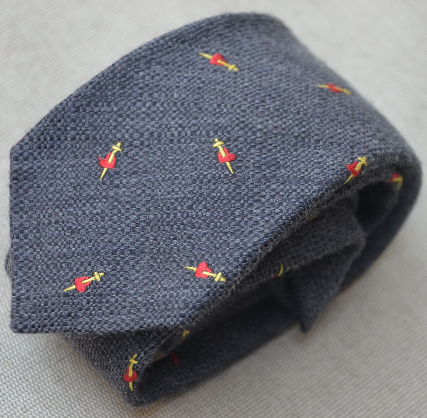 Gucci Cravatte: Gucci Krawatte / Cravate – Usato da Collonges venduto da arashee