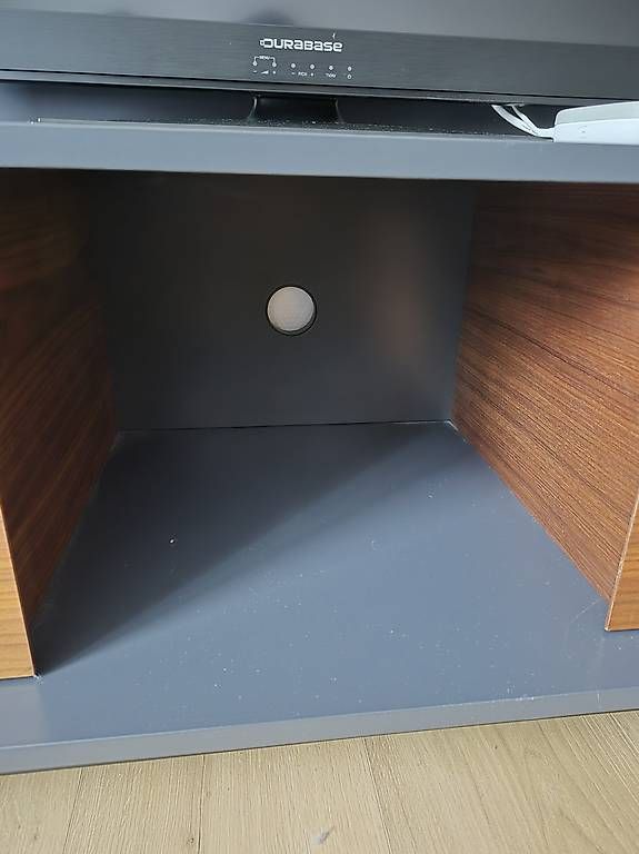 TV Möbel: TV Lowboard Pfister  – Gebraucht aus Heiden von mal_fcg8