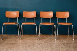 Série 4 chaises tubulaires chromées design années 1970