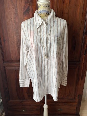 BLUSE aus Fachgeschäft neu