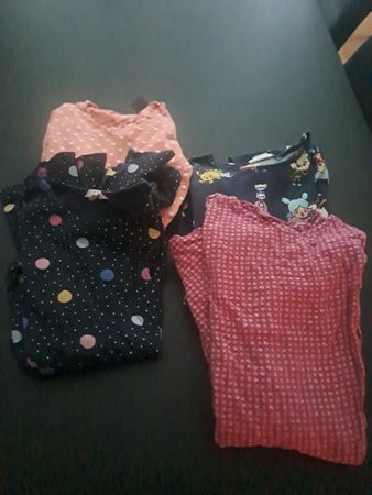 Kinder Kleider Set 4-teilig gemustert guter Zustand
