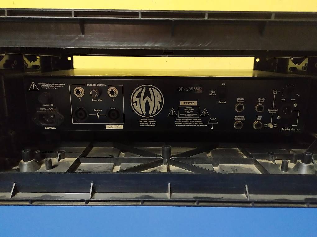 Amplificatori: Ampli Basse SWR – Usato da La Chaux-de-Fonds venduto da stonekluk 1