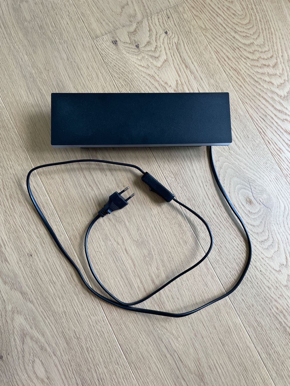 Eglo Lampes: EGLO - RGBIC Wandleuchte – D'occasion à Beckenried par taya17