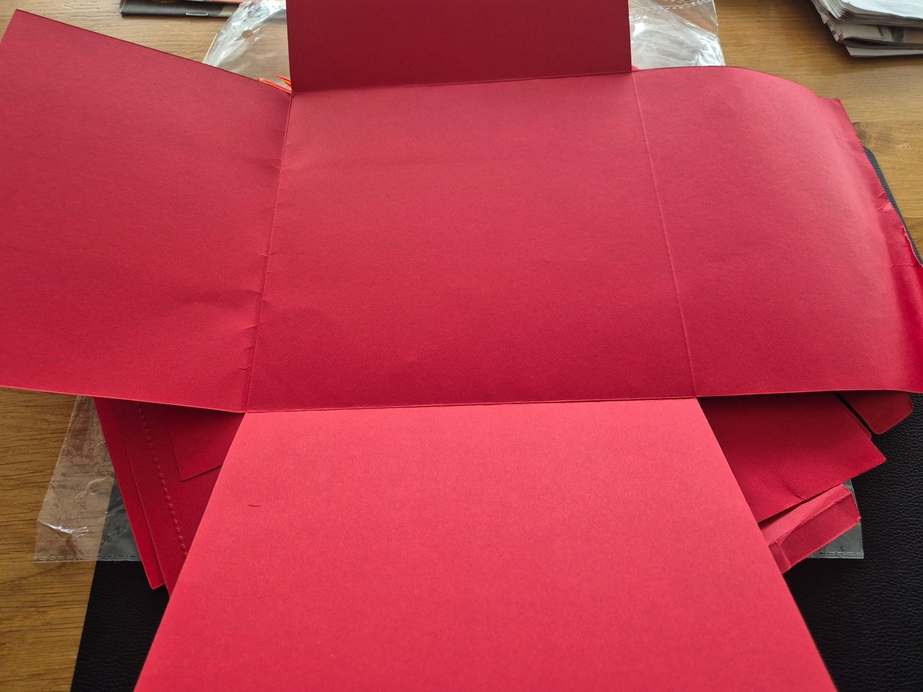 Tutte le decorazioni: 2 Geschenkboxen rot/blau (Explosion) – Nuovo e nell'imballaggio originale da Steffisburg venduto da Dali5 2