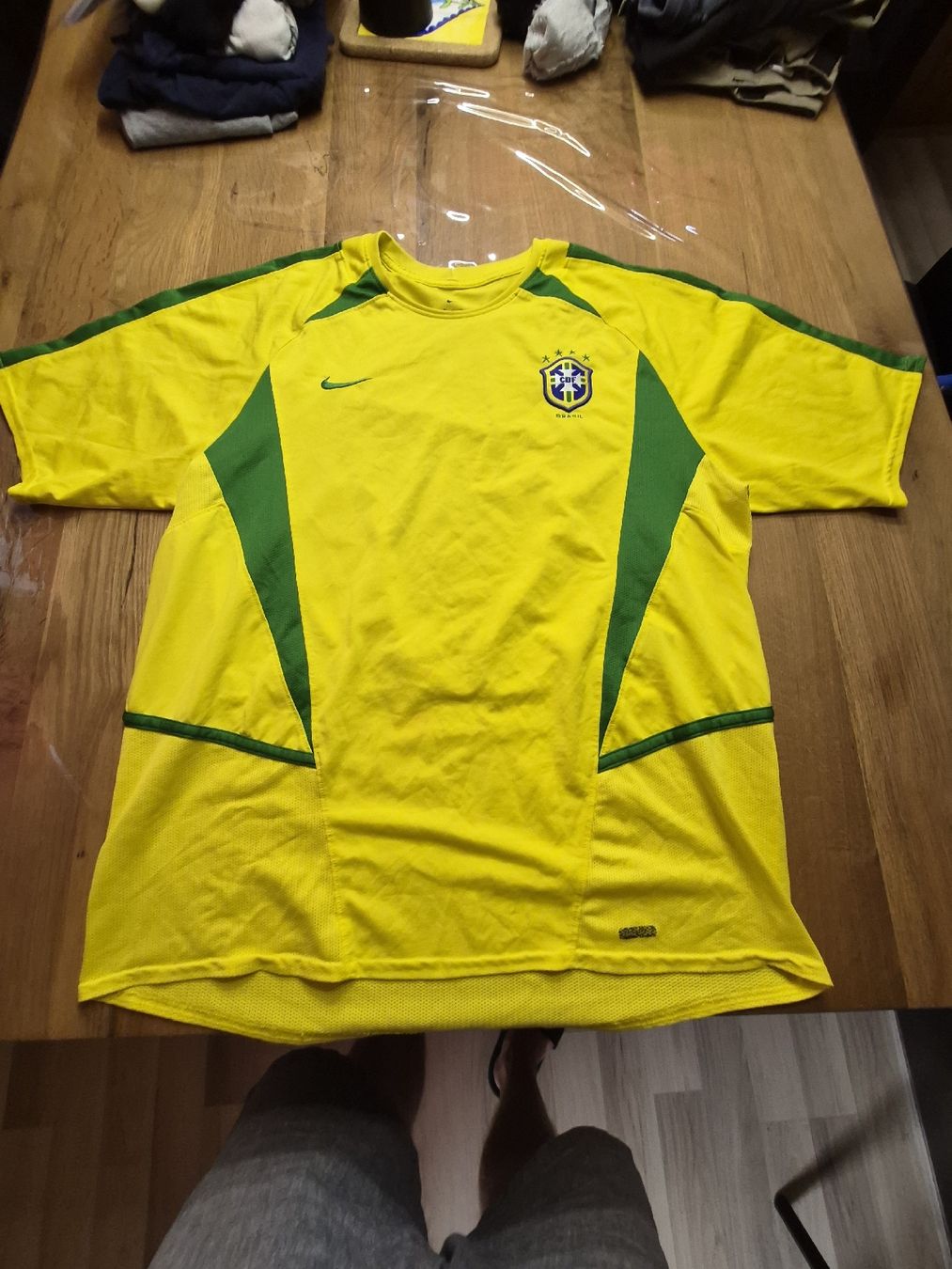 Leibchen & Hosen: Fussballtrikot Brasilien – Gebraucht aus Immensee von modi2000 1