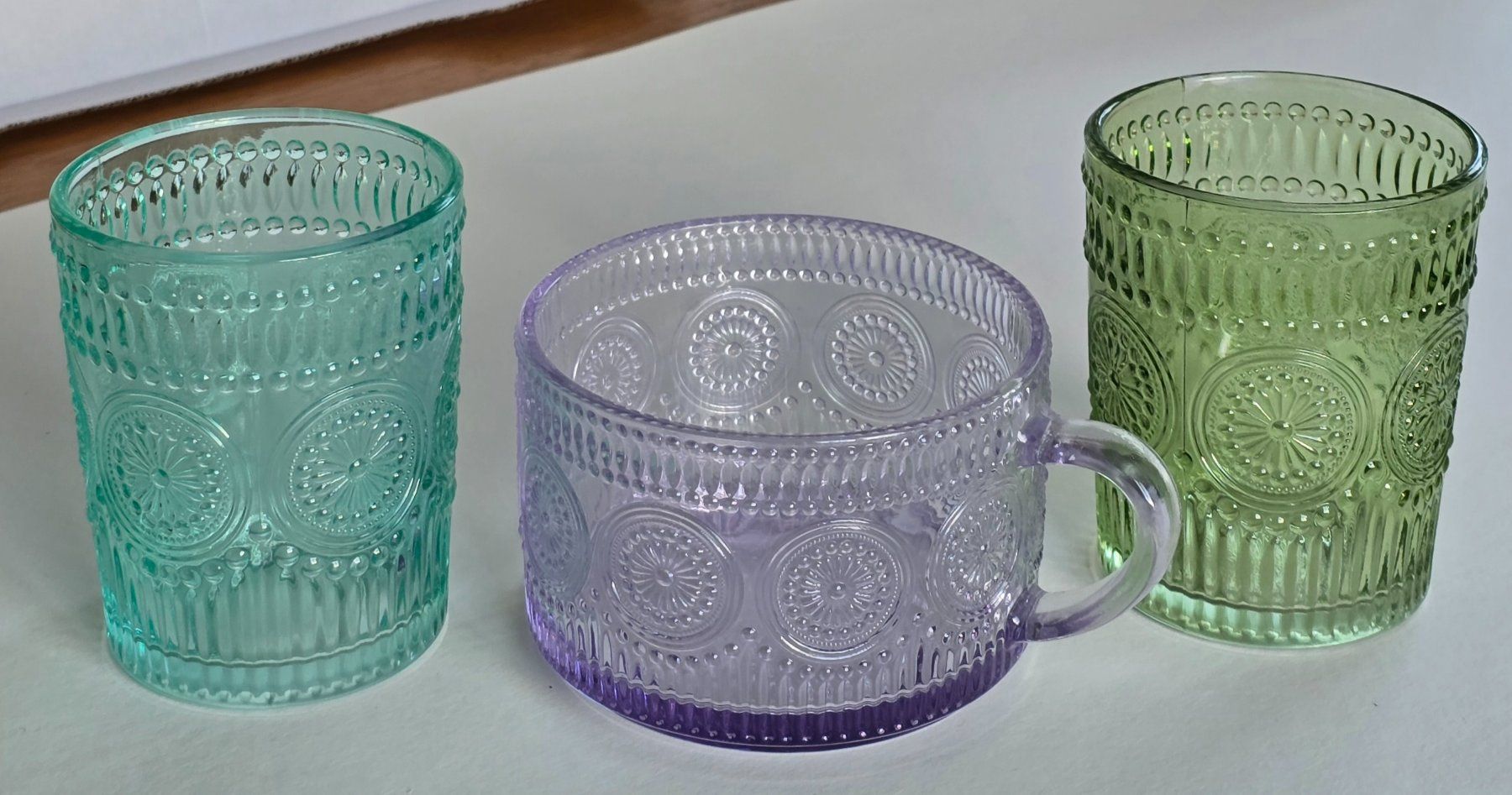 Bicchieri: 3 ältere Glasgefässe, Becher, Tasse – Usato da Rheinau venduto da MakalekaAloha 3