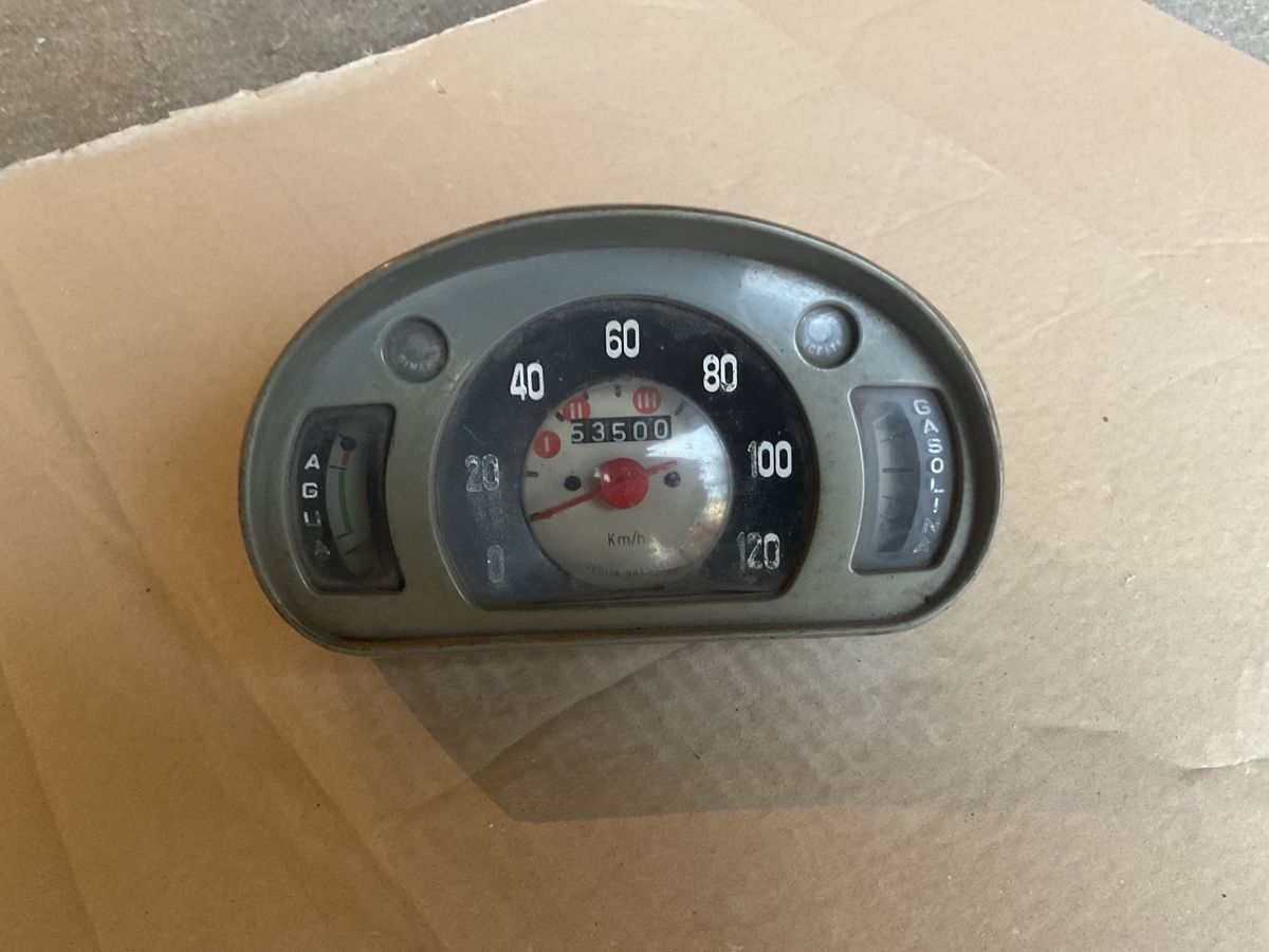Seat Alle Autoersatzteile: Seat 600D Tacho – Gebraucht aus Winterthur von ValentinLupp