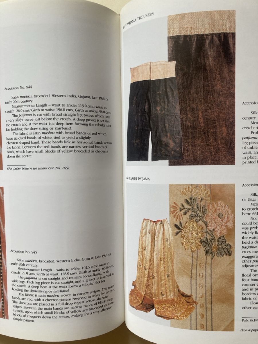 Libri: Indian Costumes Calico Museum Textiles – Usato da Zürich venduto da 000rk 4