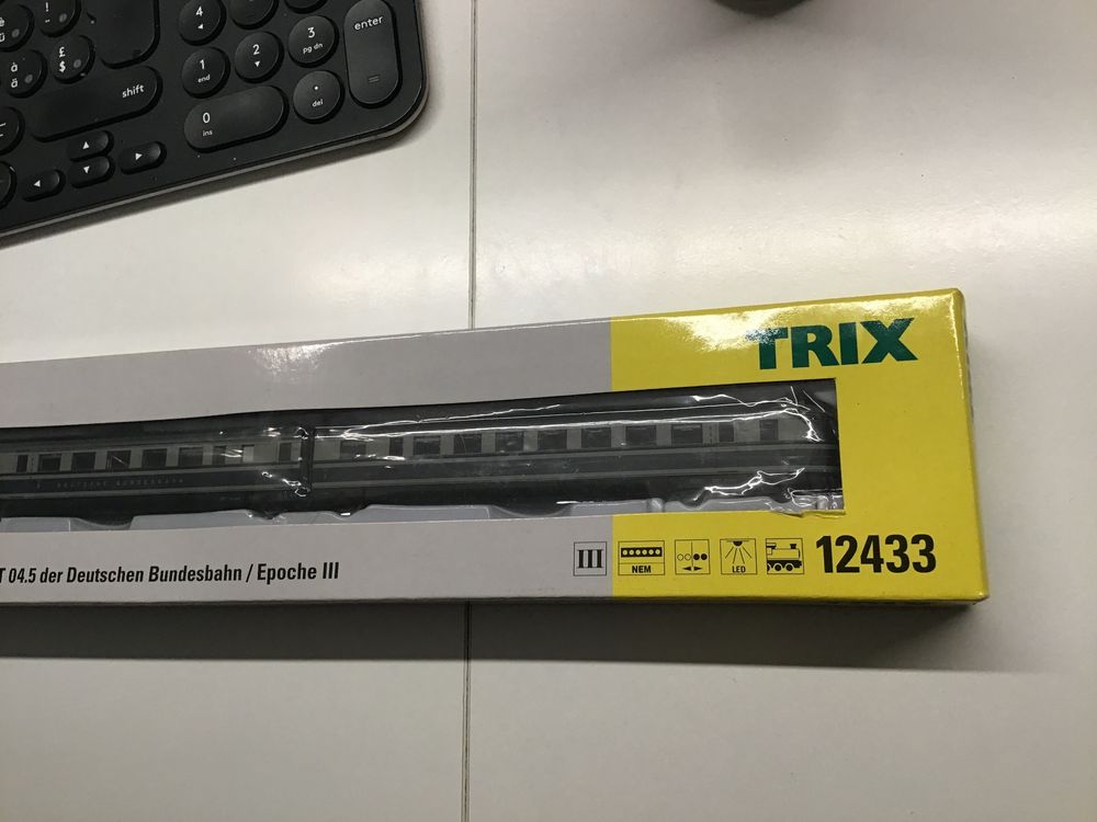 Trix 12433 Schnellzugwagen St04 der DB, Epoche III (Neu (gemäss ...