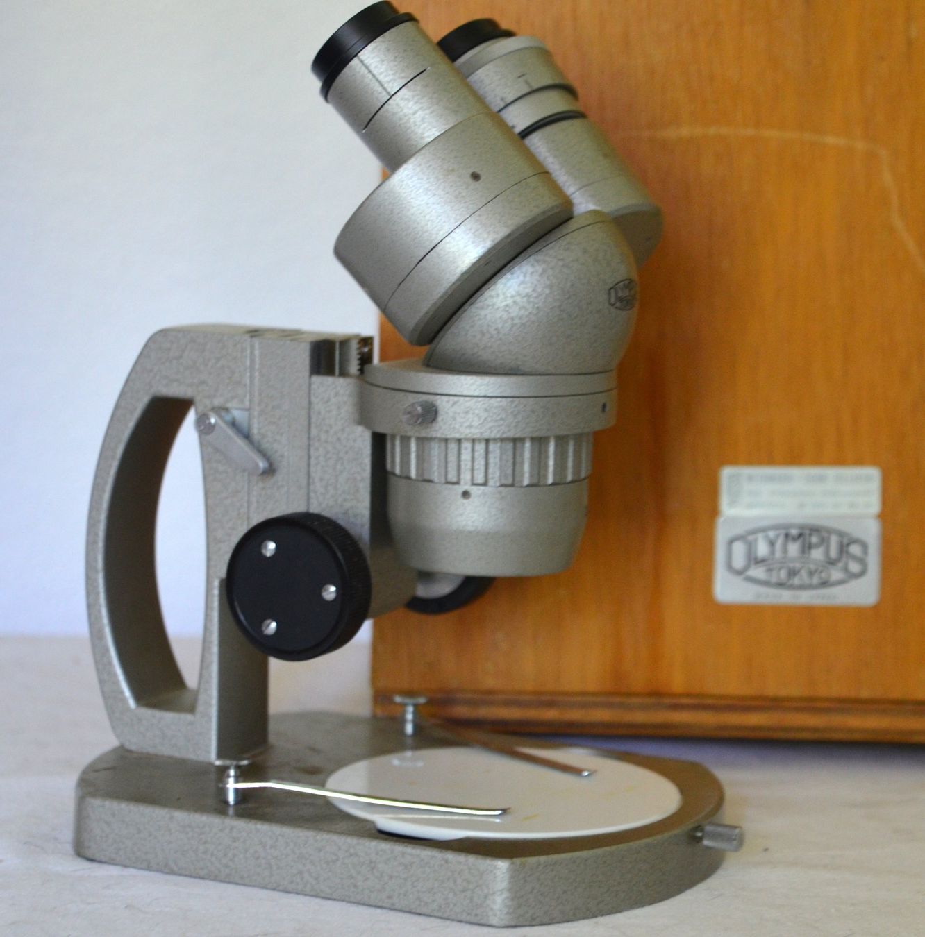 Olympus Microscopi: Microscope Olympus Tokyo Mikroskop – Usato da Collonges venduto da arashee 1