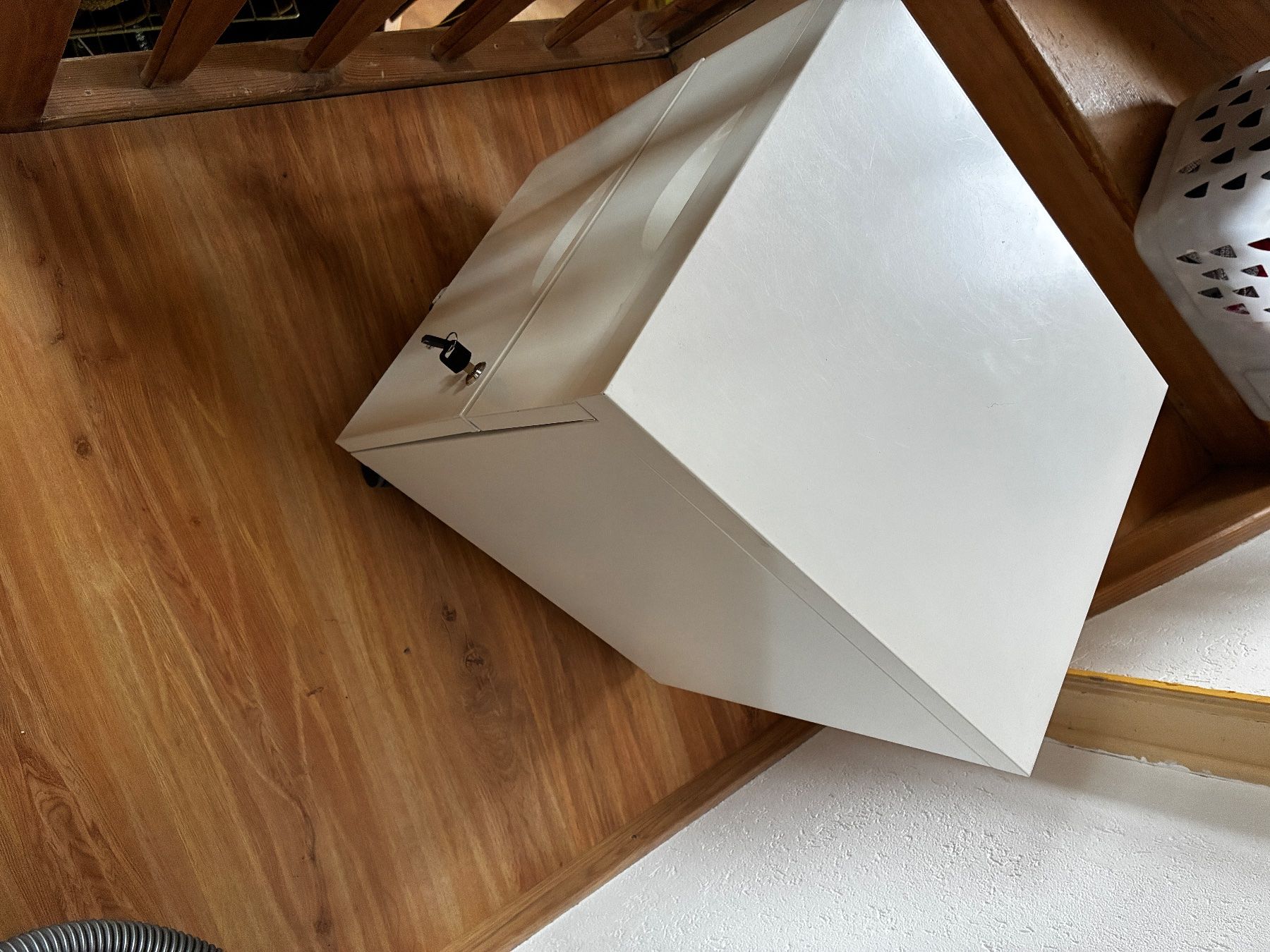 Ikea Korpus: Rollcontainer weiss mit zwei Schubladen gebraucht – Gebraucht aus Balsthal von Renalisa 1