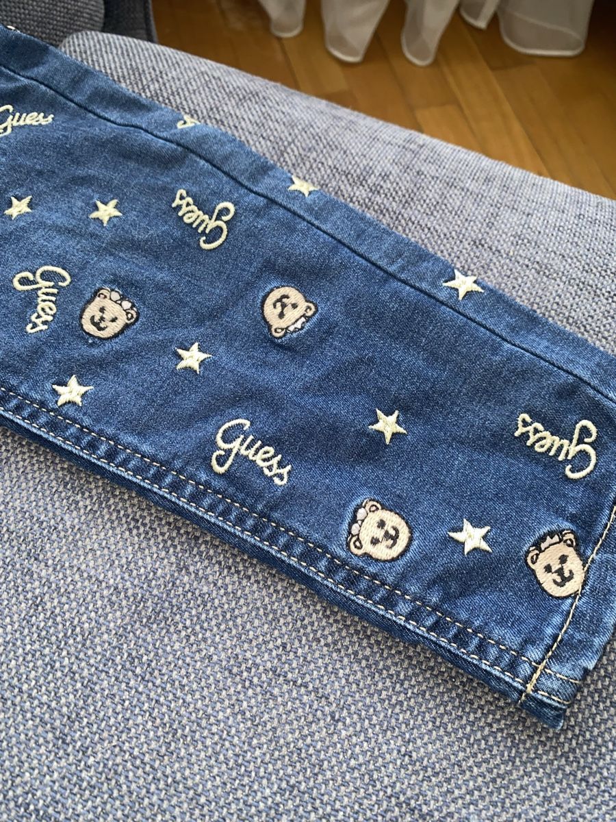Guess Pantaloni: Guess size 116 – Usato da Blonay venduto da art_7f87 5