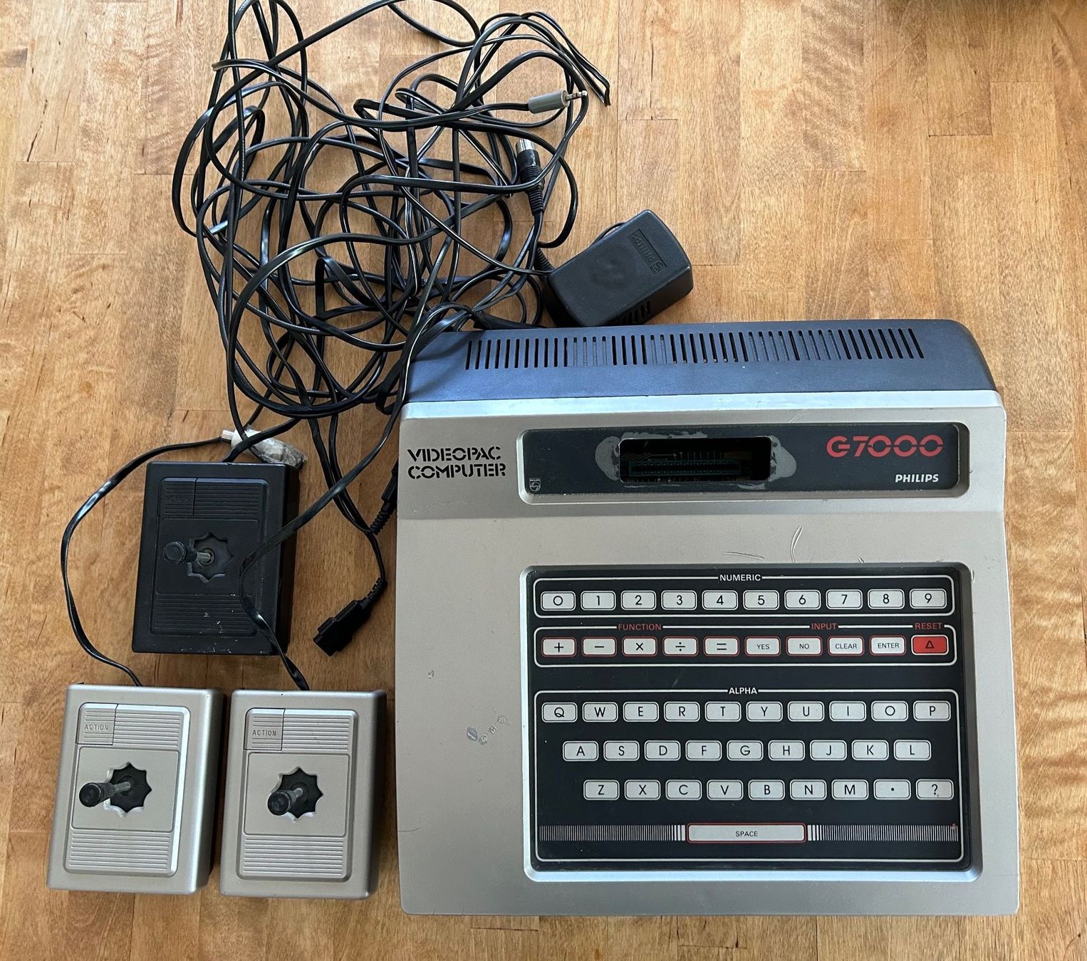 Jeux: Videopac G 7000 Philips – D'occasion à Küttigen par Pavian60