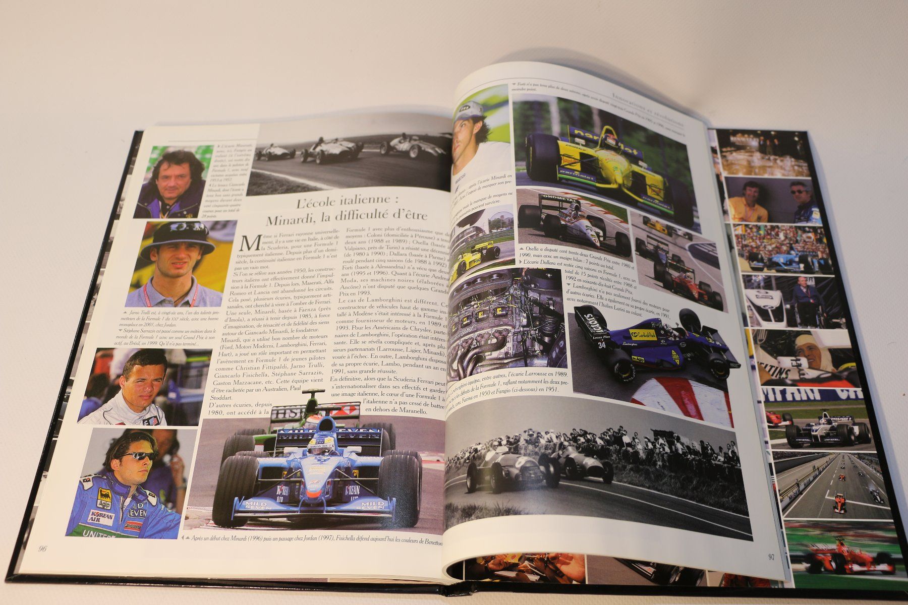 Libri: Buch 1000 Photos L`Année Formule 1 – Usato da Corminboeuf venduto da corbay 1