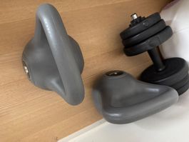Hantelset mit Gewichtsscheiben und 2 Kettlebells – Fitness f