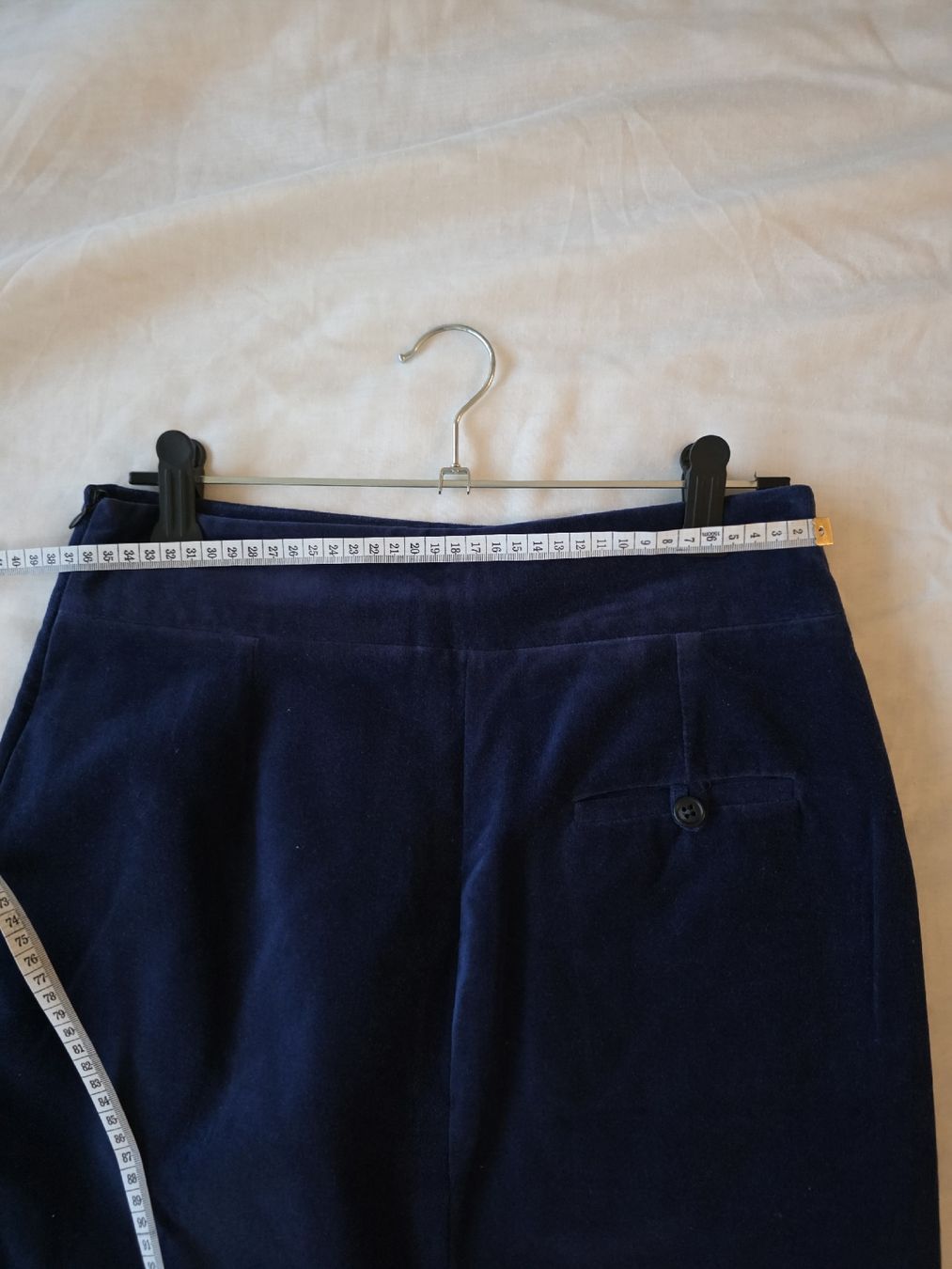 Gonne: Eleganter dunkelblauer Samtrock mit Futter – Usato da Männedorf venduto da san_pnv8 2