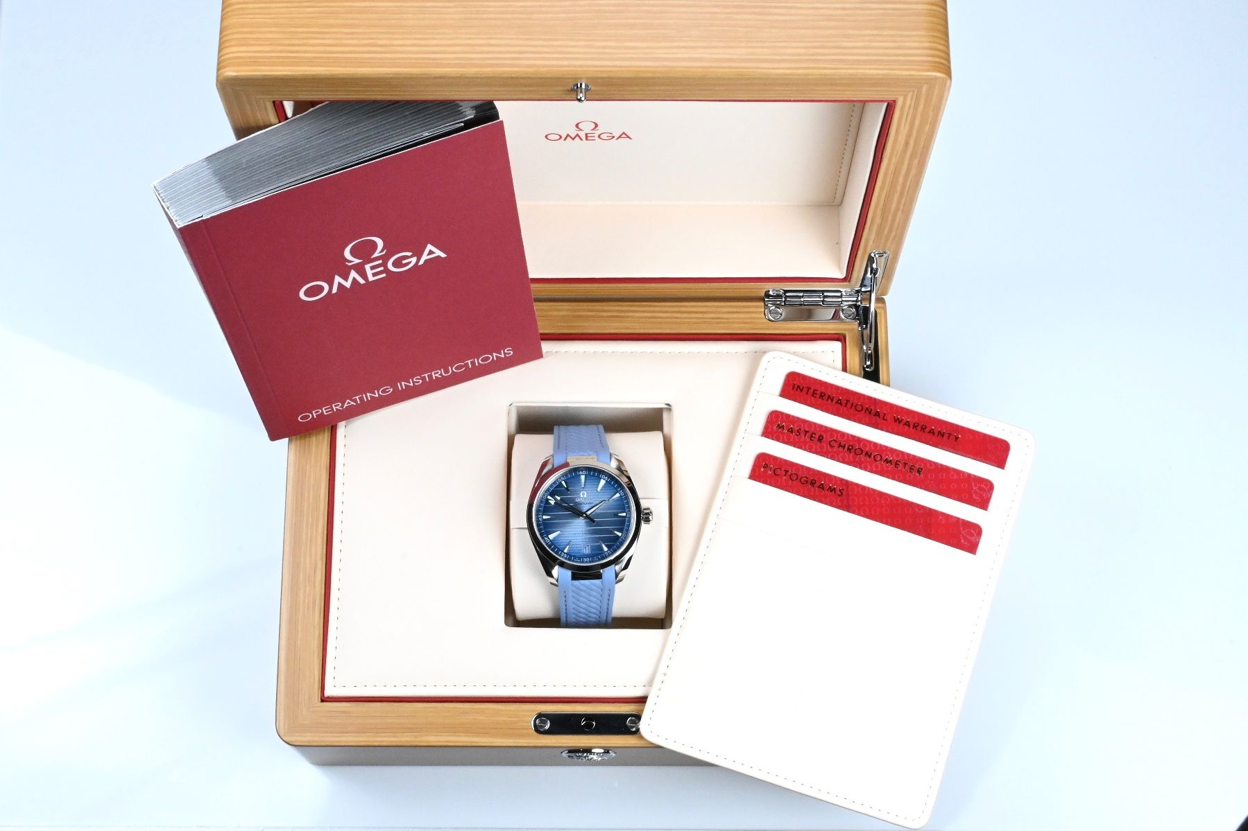 Omega Orologi: Omega Seamaster Aqua Terra 150M "Summer Blue" – Nuovo e nell'imballaggio originale da Zug venduto da Avent0ri_by_Montauk 6