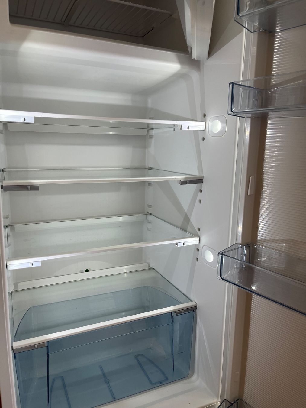 Electrolux Frigoriferi: Einbaukühlschrank Electrolux. EK – Usato da bern venduto da sanducci 1
