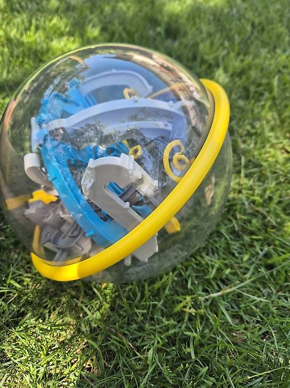 Spielzeuge: Kugelspiel – Gebraucht aus Thun von Lexu4444
