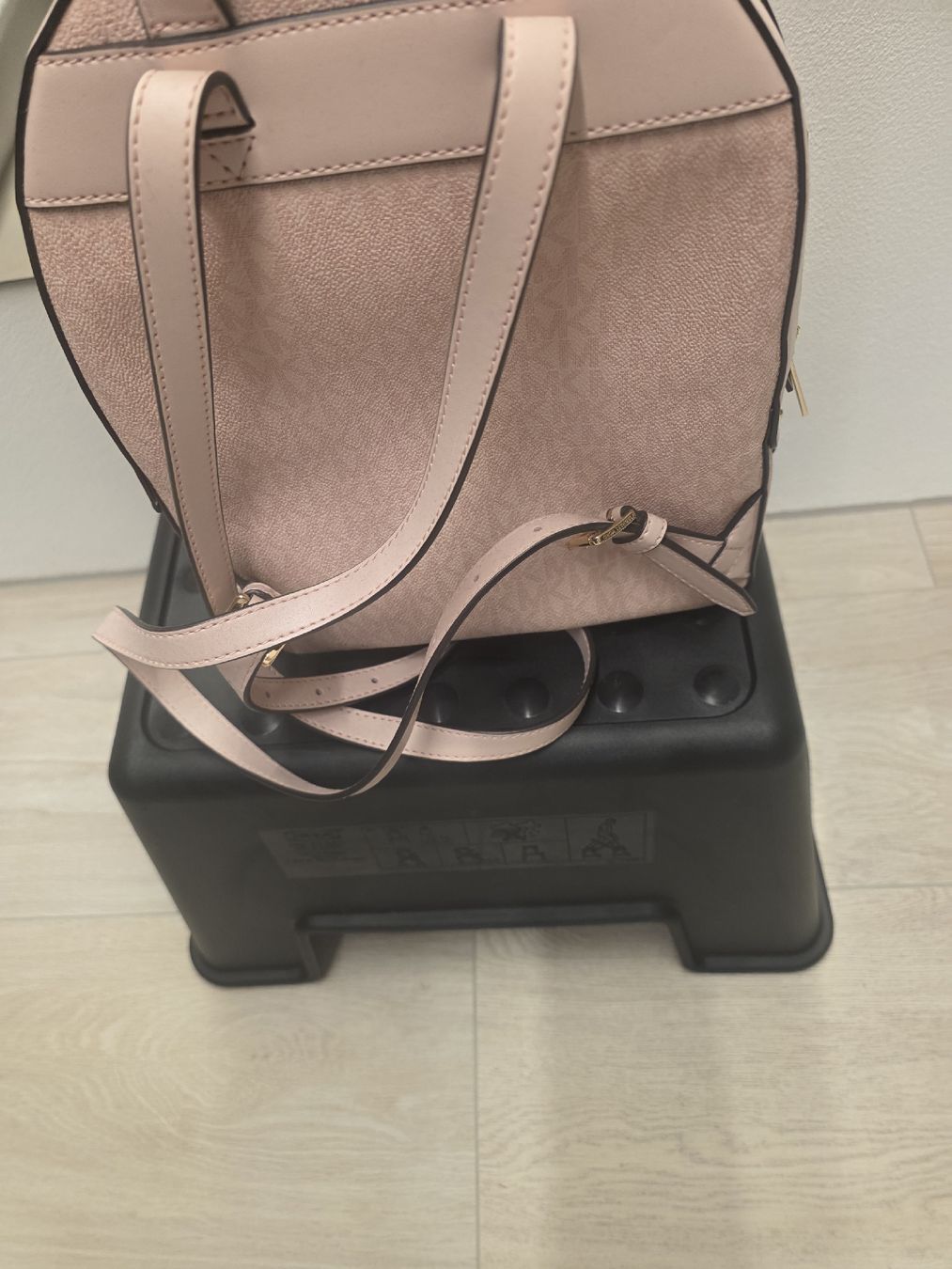 Michael Kors Zaini: Michael Kors Rucksack rosa – Nuovo (secondo la descrizione) da Berg TG venduto da lisboa.sky 1