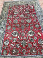 Schmuckstück seiden Teppich -210x135 cm- guten Zustand