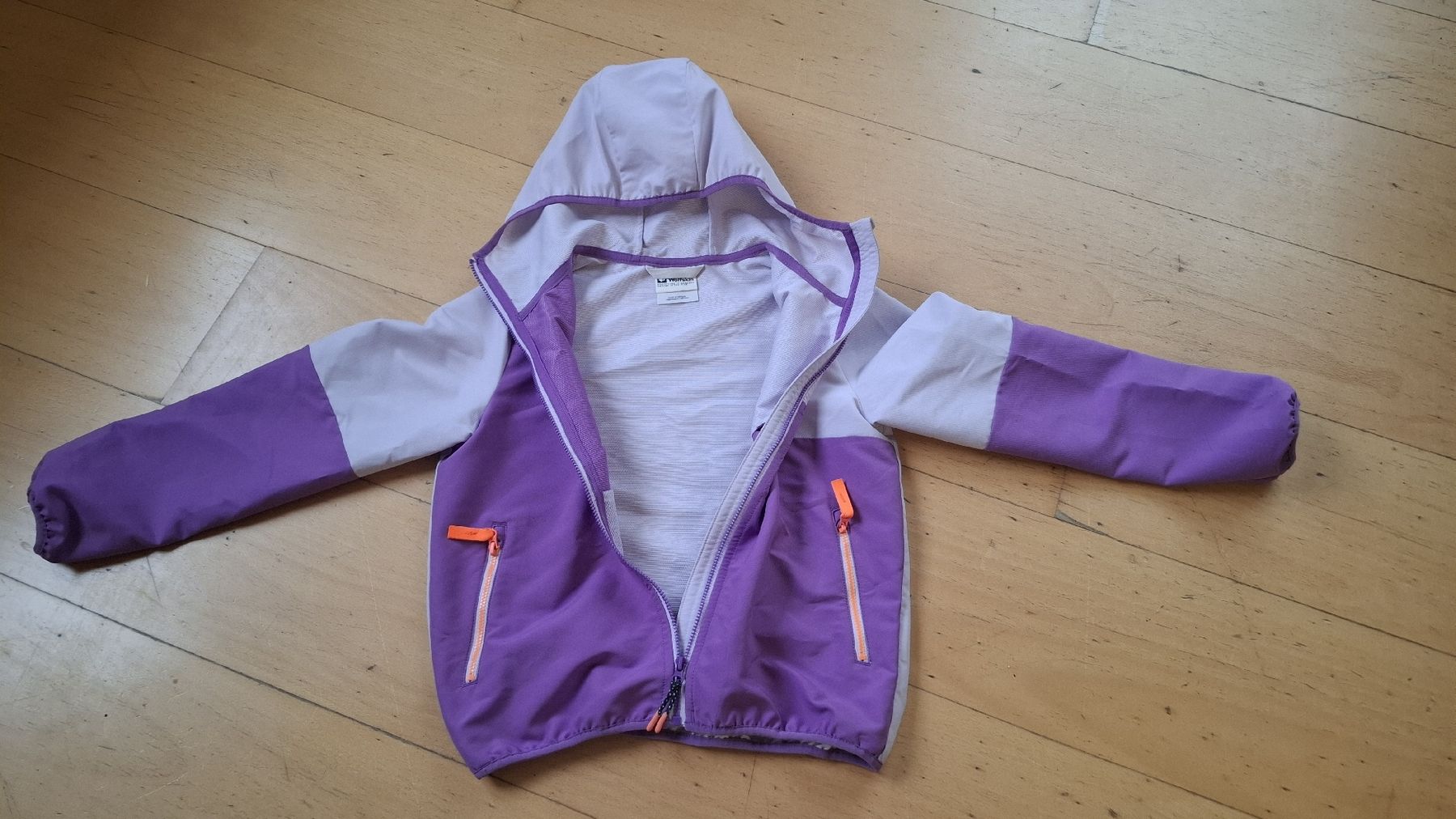 Giacche & Cappotti: Jack Wolfskin Jacke Gr.128 – Usato da Erlinsbach SO venduto da Stori78 1