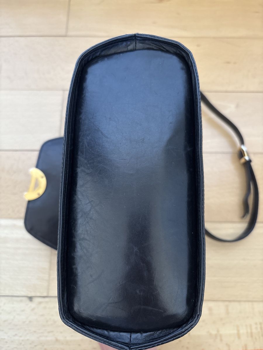 Borse da donna: Handtasche Leder schwarz – Usato da Basel venduto da FannySt 4