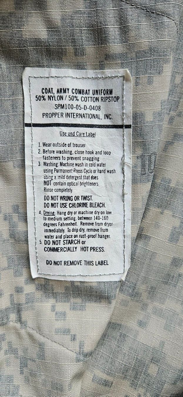 Uniformi: *** US Army Combat Uniform aus Swisscoy Einsatz *** – Usato da Riedholz venduto da fr_sIruP 3
