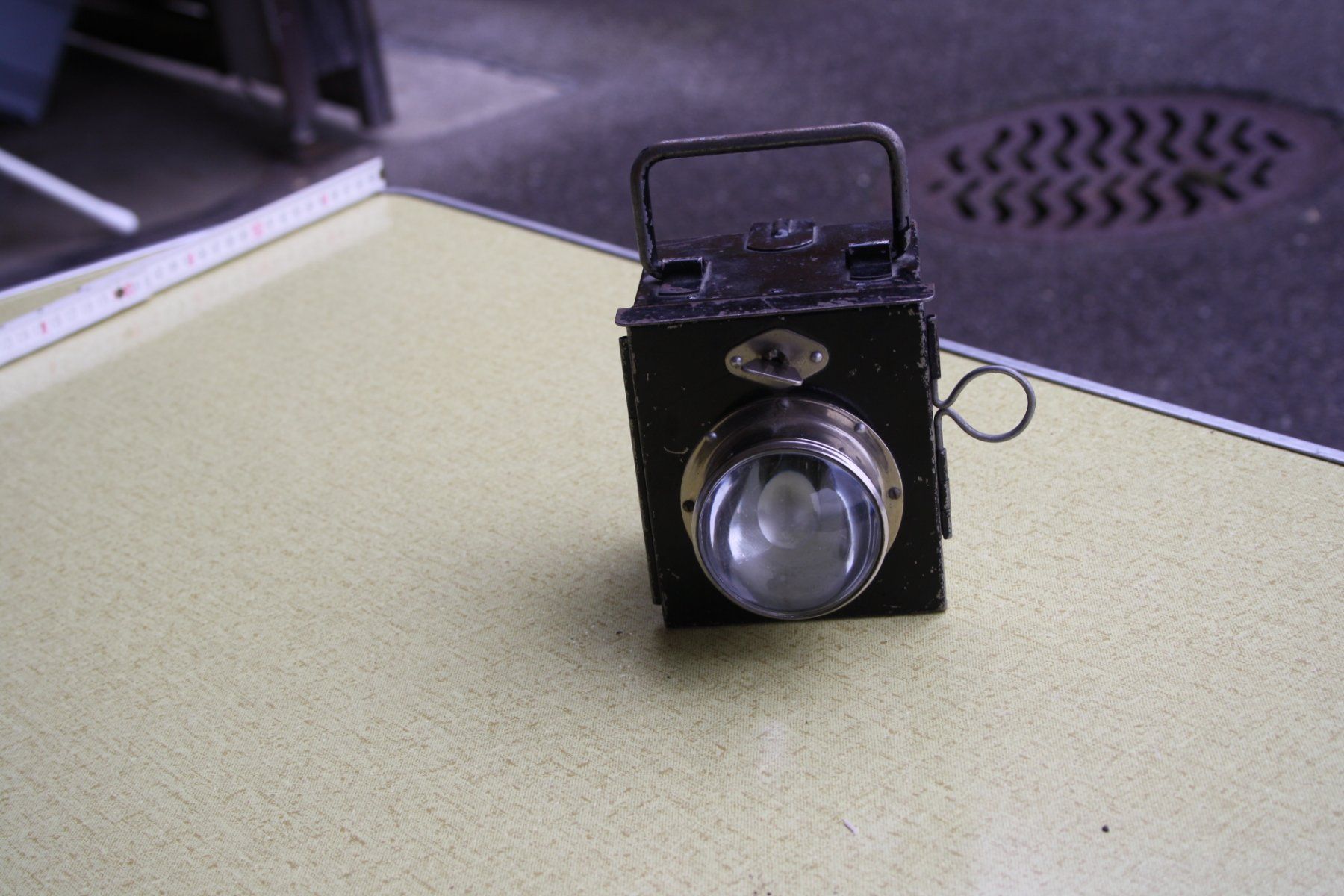 Lampade: TASCHENLAMPE VINTAGE ANTIK LAMPE – Usato da Wauwil venduto da Pneuedy 1