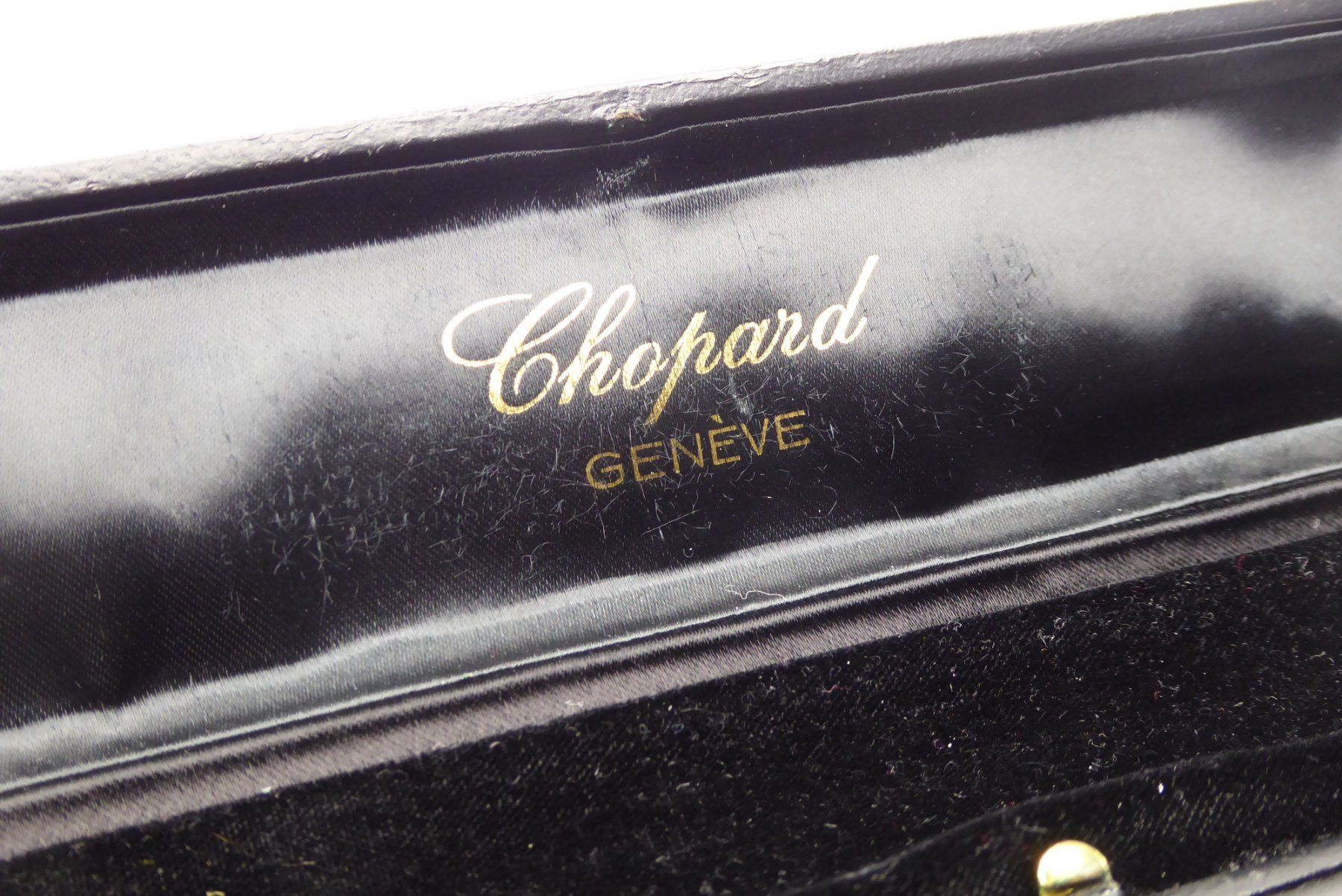 Chopard Uhrenboxen: Chopard Vintage large box for watch – Gebraucht aus Geneve von adr_xk6n 4