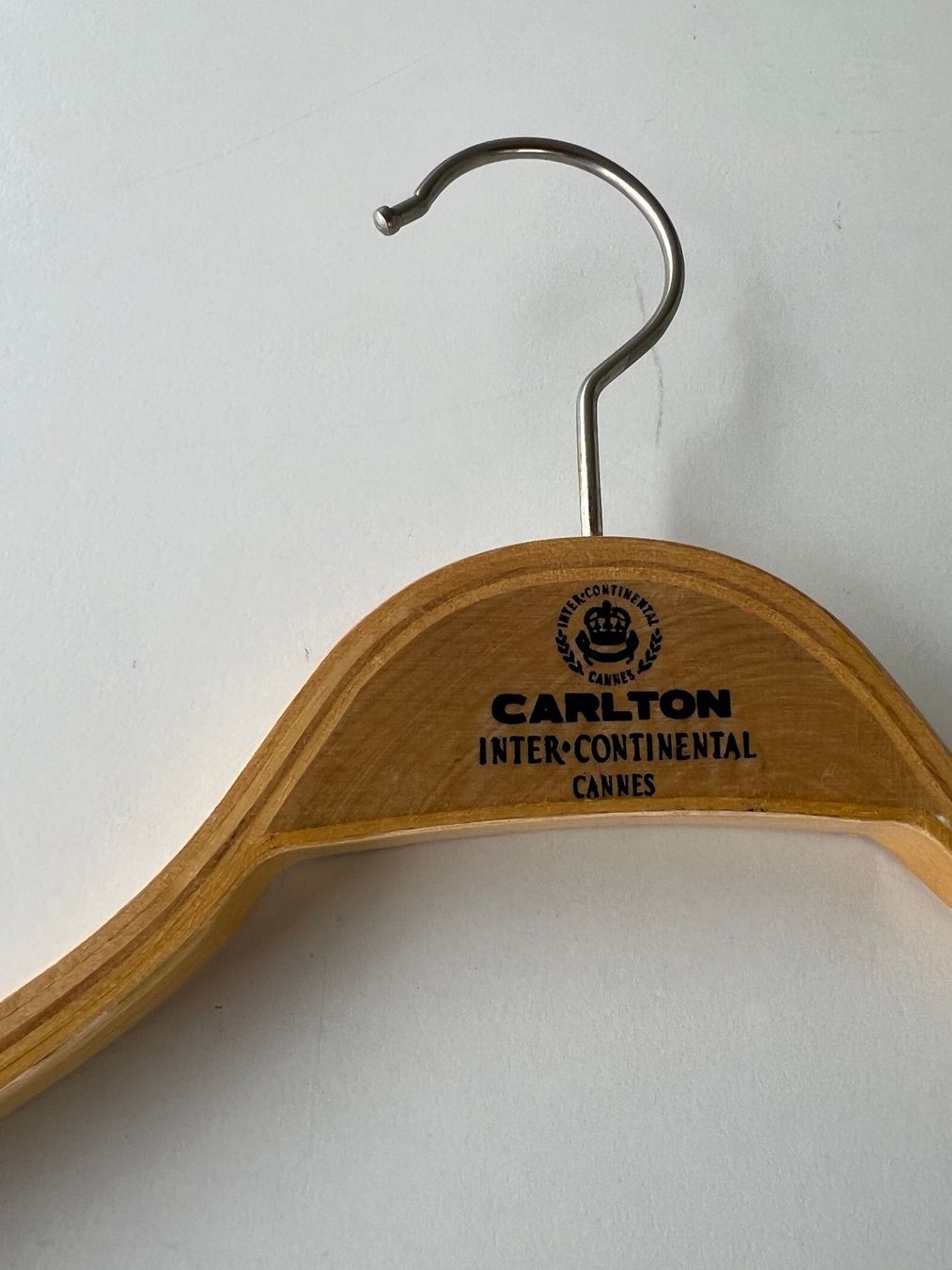 Appendiabiti: Kleiderbügel Vintage Canne – Usato da Frümsen venduto da amadiss 1