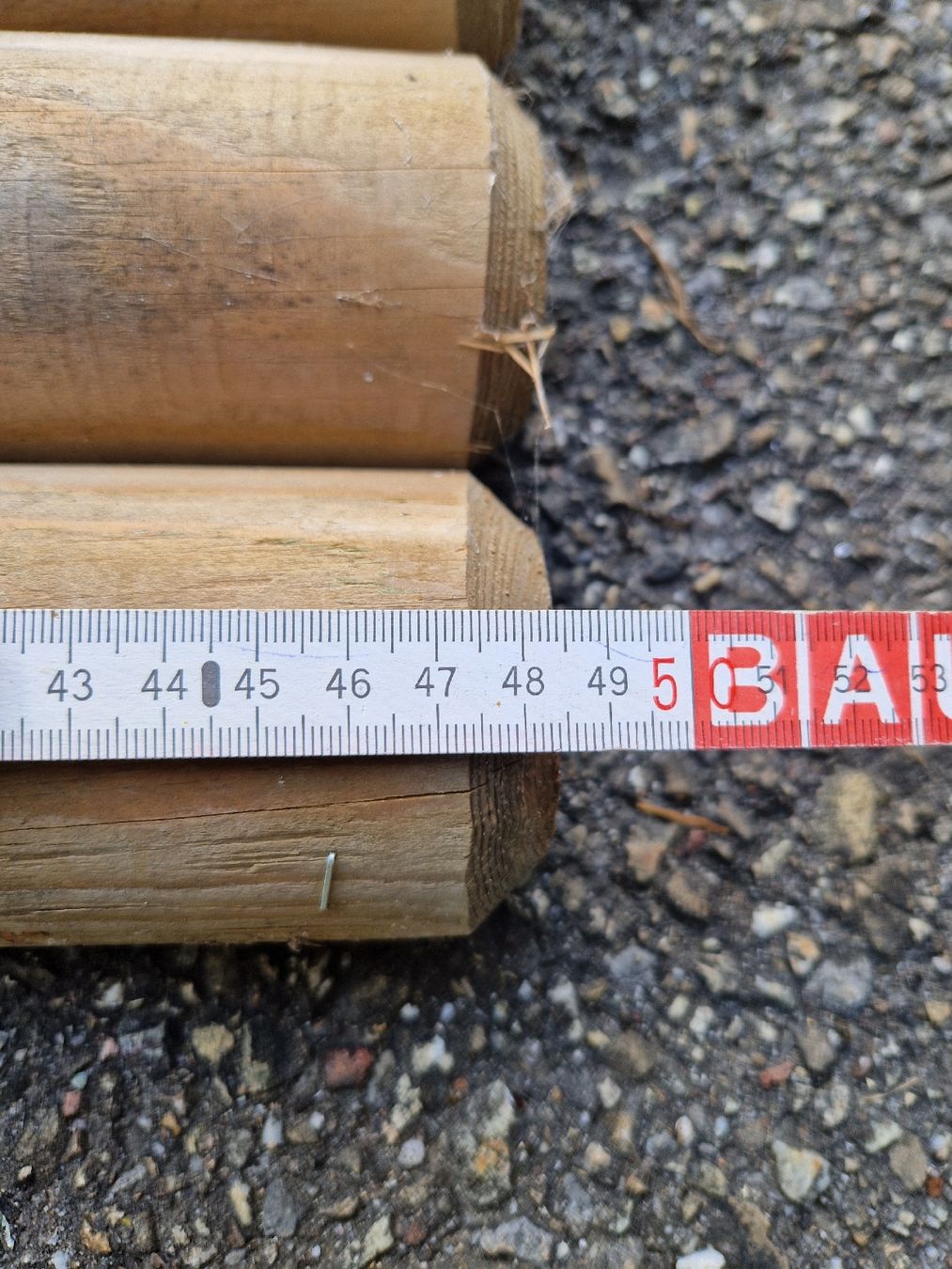Holzartikel: Beetumrandung Holz – Gebraucht aus Triengen von KittyKat6 2