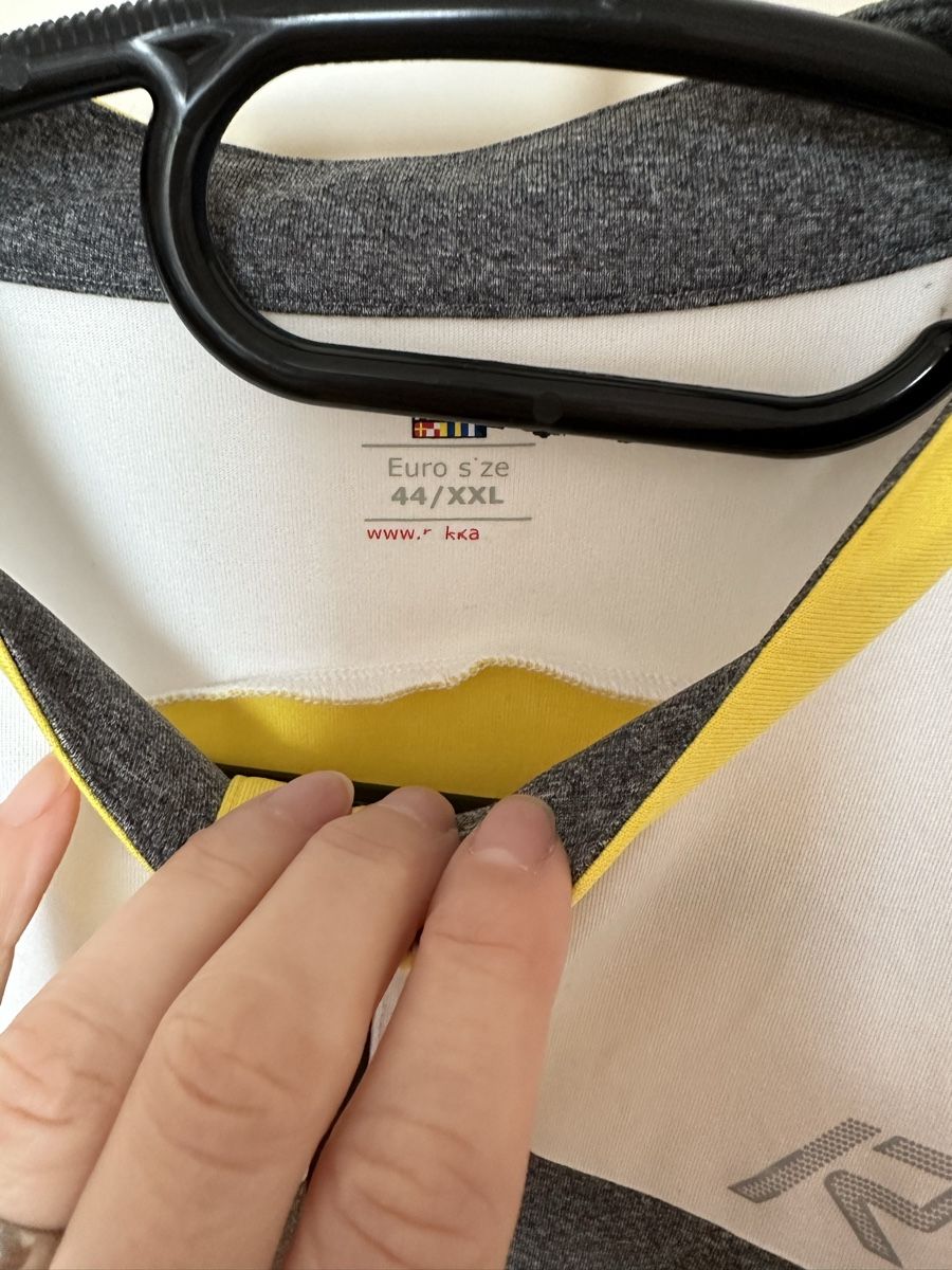 Canottiere & Pantaloni: Maillot de vélo Rukka – Usato da Savagnier venduto da Pivovar2 1