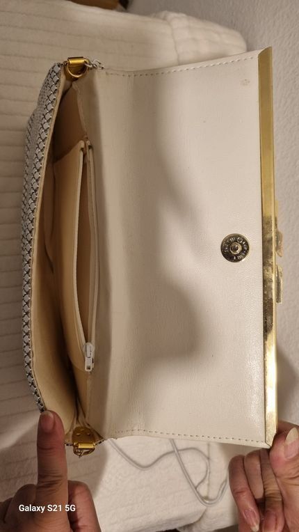 Taschen für Damen: Abendtasche weiss – Neu (gemäss Beschreibung) aus Zürich von Big 1