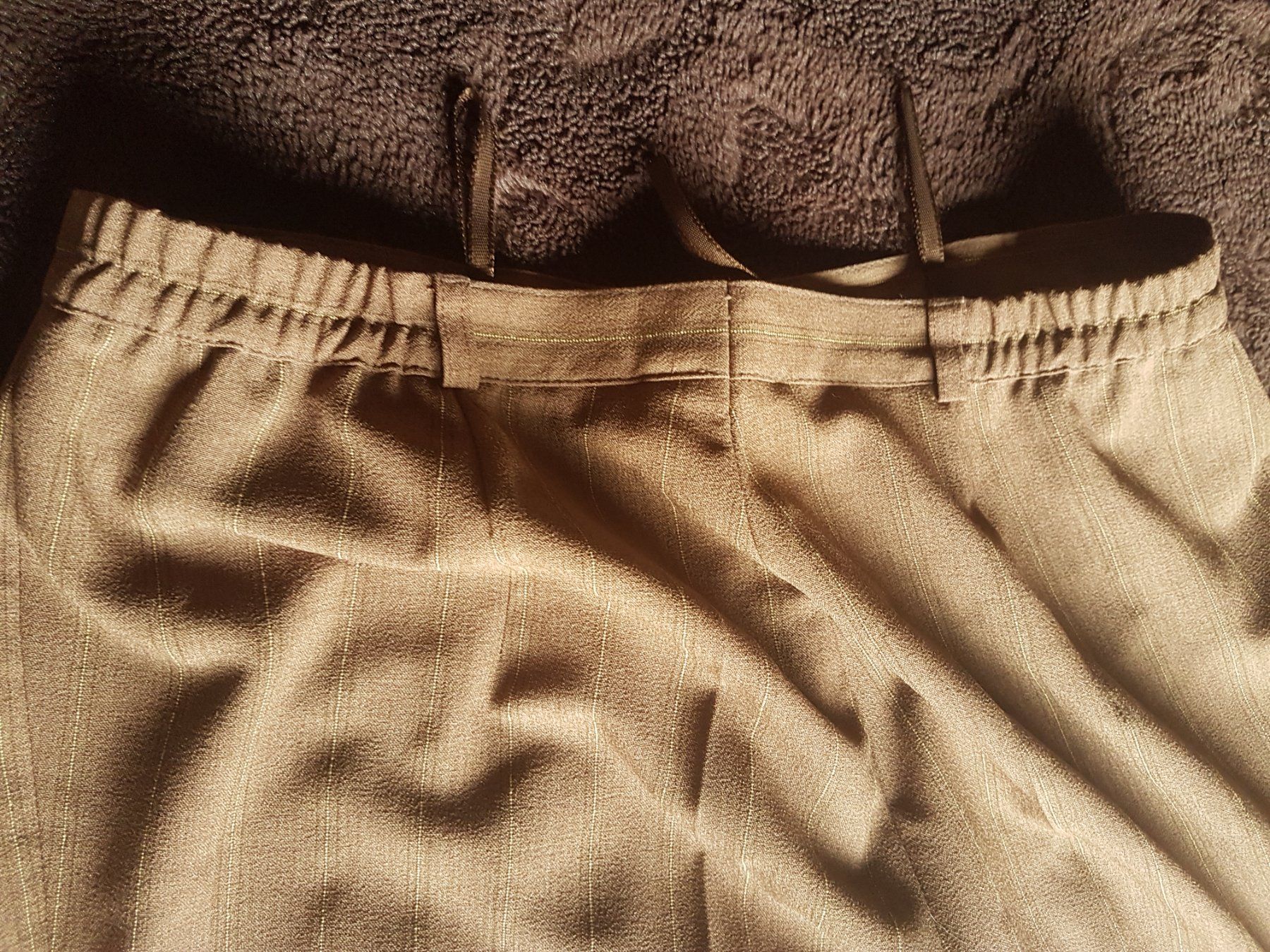 Pantaloni: Pantalon taille 42 – Usato da Villiers venduto da san_jn5w 6