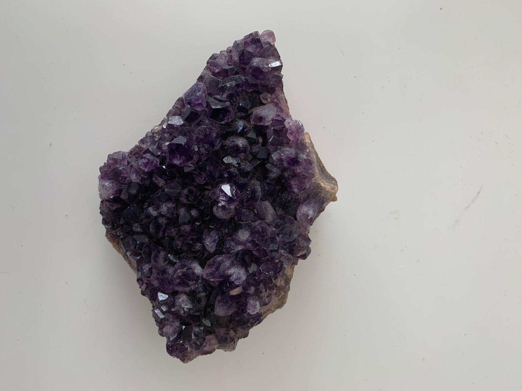 Minerali & Pietre curative: Amethyst-Druse / Cluster dunkelviolett – Usato da Ostermundigen venduto da pas_x9nv