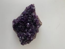 Amethyst-Druse / Cluster dunkelviolett
