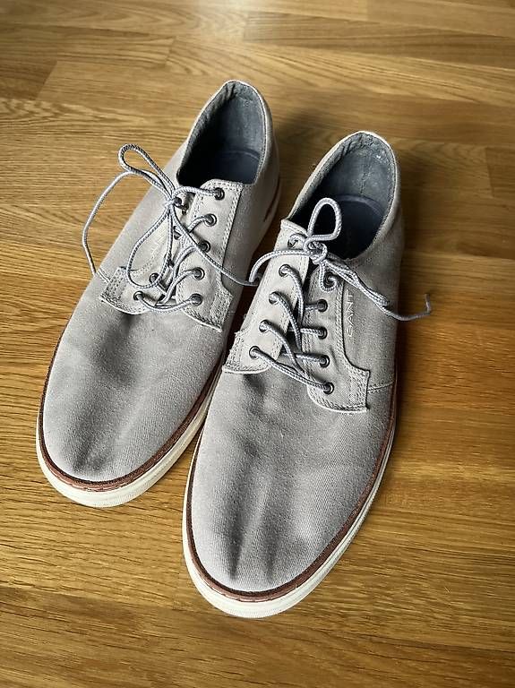 Scarpe da uomo: Herren-Schuhe grau Grösse 45 – Usato da Zürich venduto da sus_n9fj 2