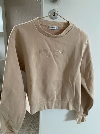 Guess Pullover Sweatshirt beige Gr.S Neu und ungetragen