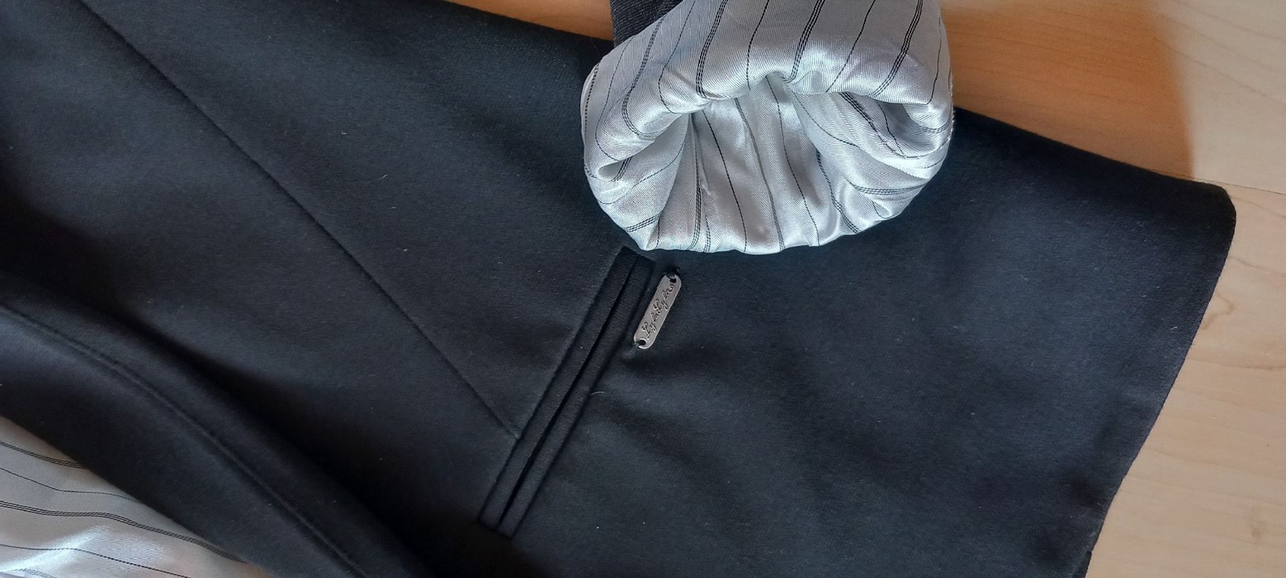 Completi & Tailleur: Edc by Esprit Blazer Gr. 36 schwarz/grau gestreift – Nuovo (secondo la descrizione) da Rebstein venduto da bestforyou 2