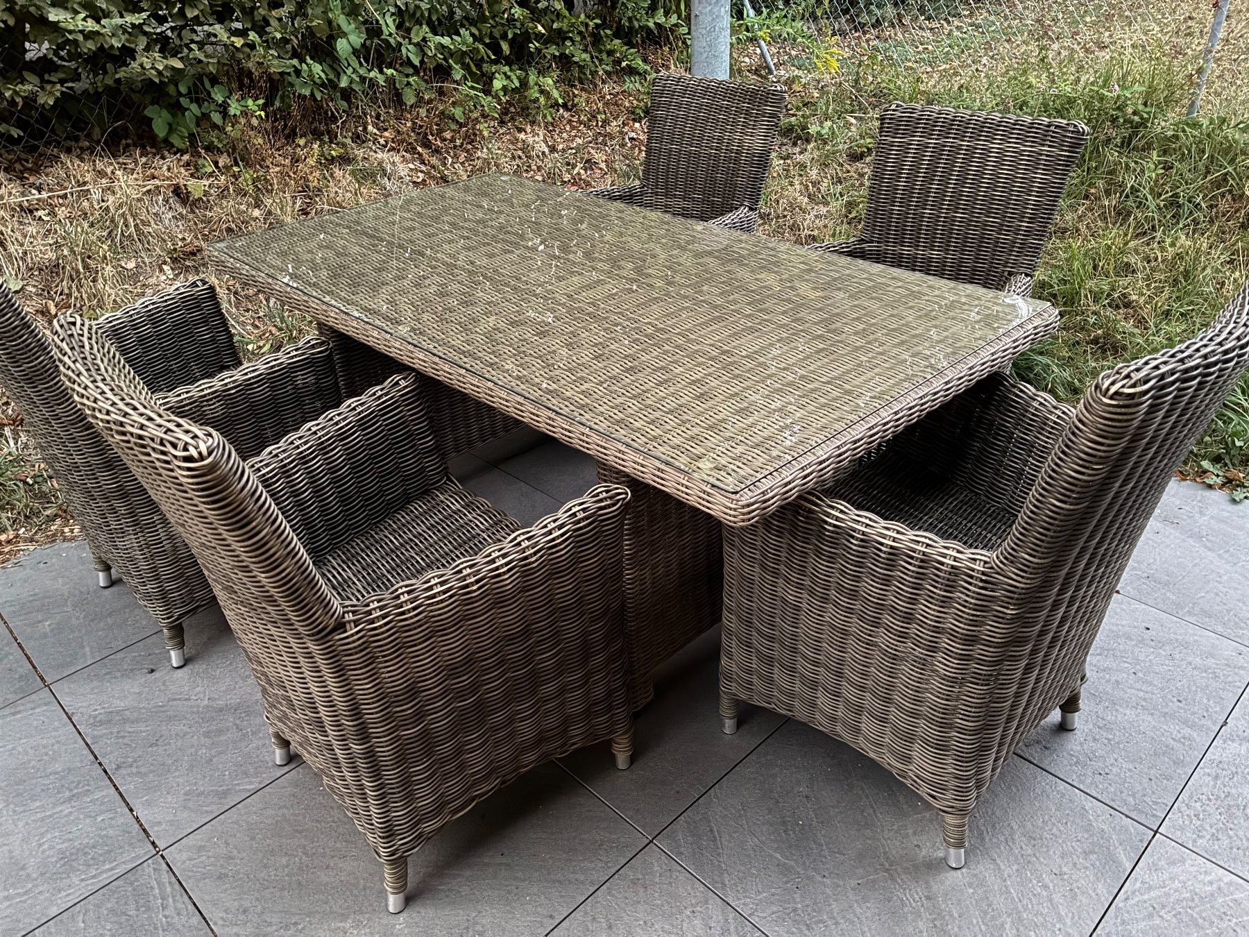 Viplounge Set di tavolo e panche: Gartentisch von Viplounge mit 5 Stühlen – Usato da Fontaines NE venduto da cri_9ntg 1