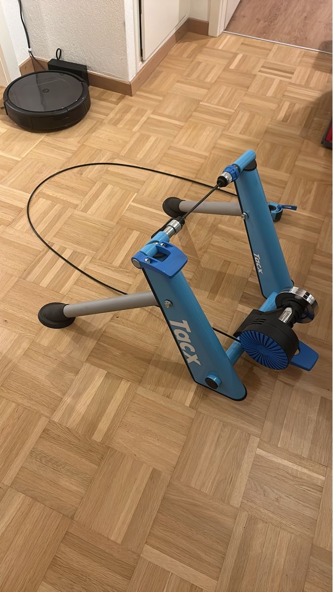 Tacx Hometrainer: Tacx Indoor Bike Trainer – Gebraucht aus Zürich von ZbynekZ