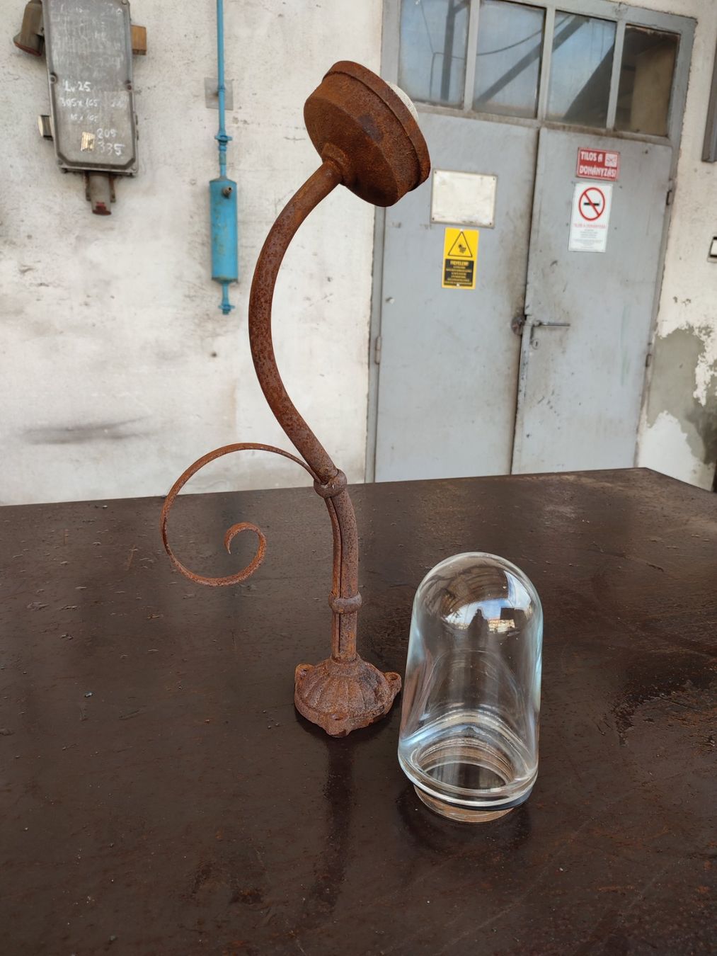 Lampade: AnNo21 Antike Hof Lampe/Aussen Lampe/Emaille Schirm – Usato da kraiburg am inn venduto da Vintage-Living 8