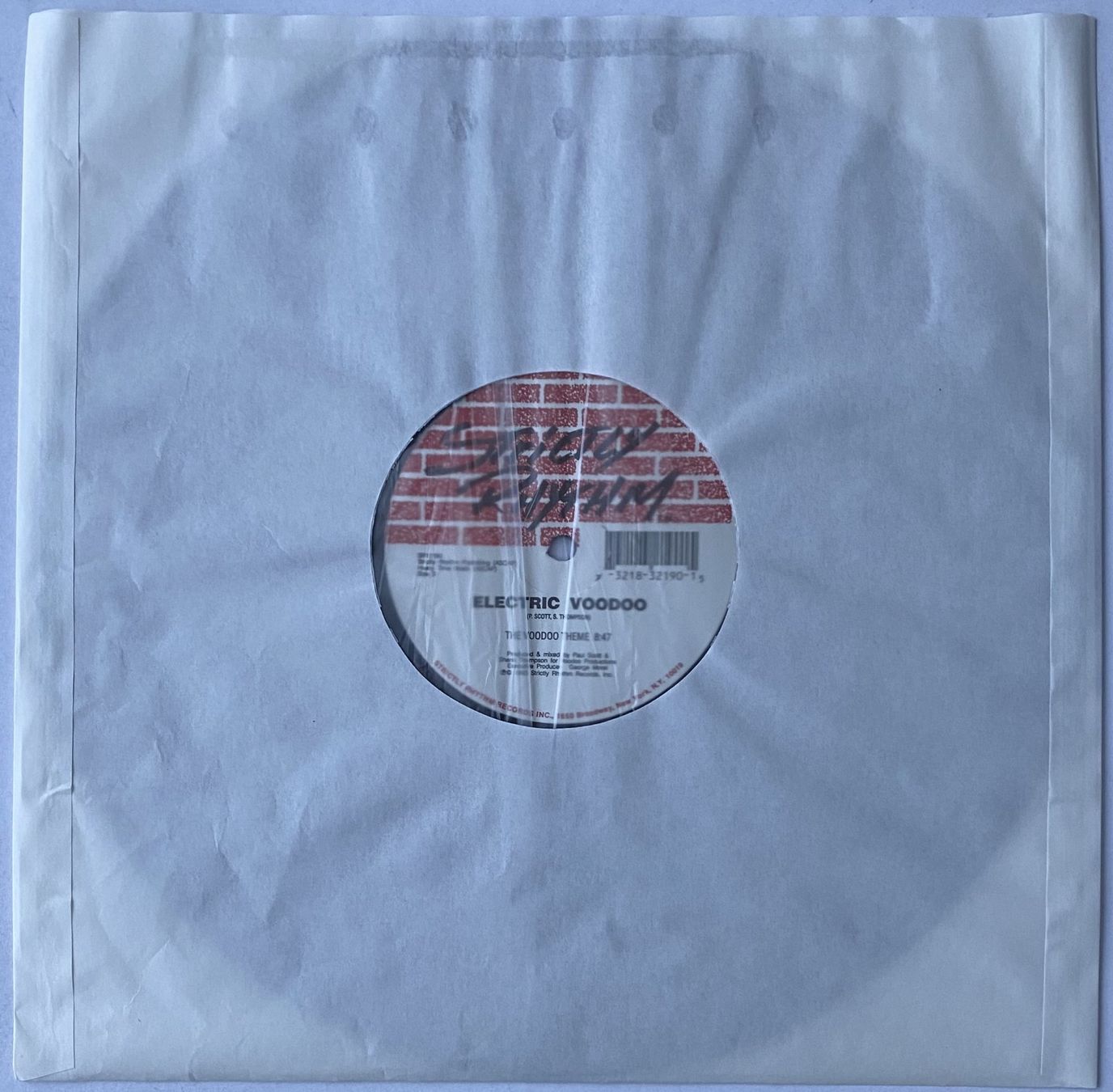 Dischi in vinile: Electric Voodoo, The Voodoo Theme (House) – Usato da Flums venduto da Empe1 1